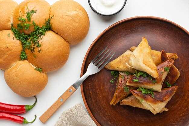 Как правильно раскатать тесто и вырезать кружки