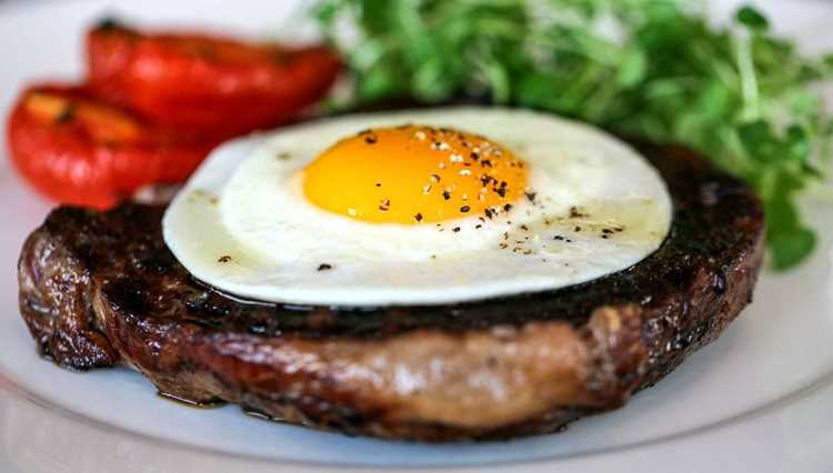 Секреты подачи мяса с гарниром