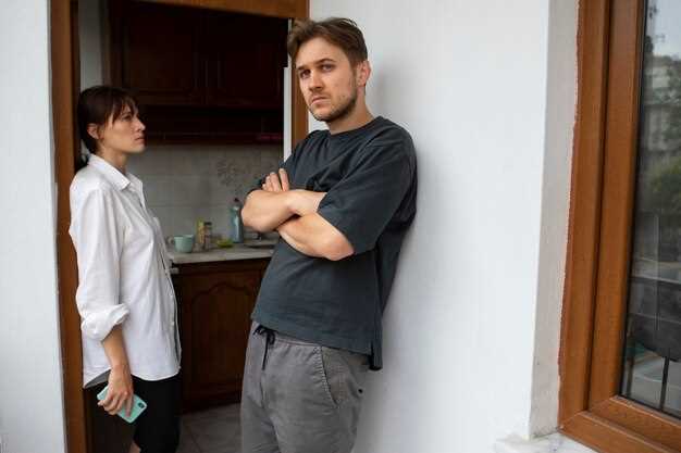 Контролировать расходы и следить за продуктовым запасом