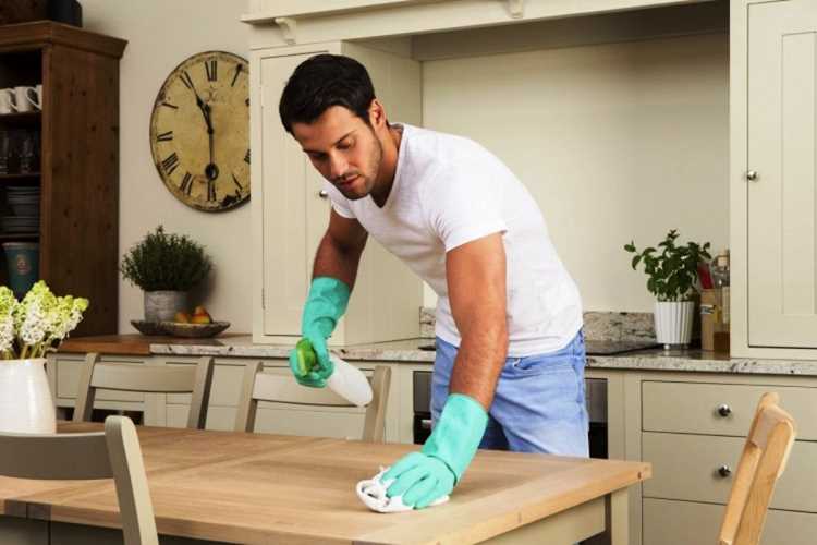 Уборка: как организовать процесс и избежать домашних конфликтов