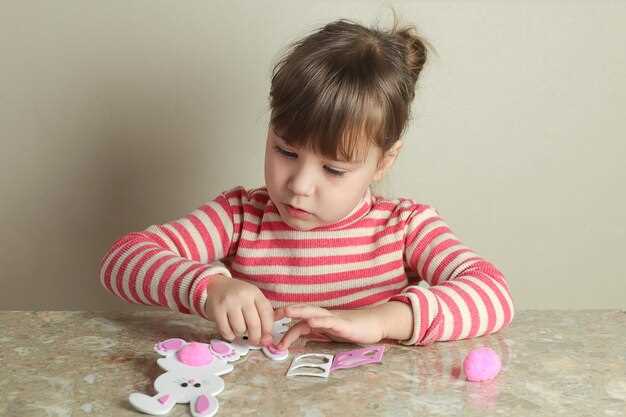 Взаимодействие: улыбки, жесты и мимика