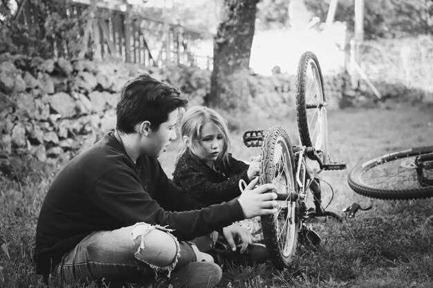 Преодоление трудностей и поддержка друг друга в разные периоды