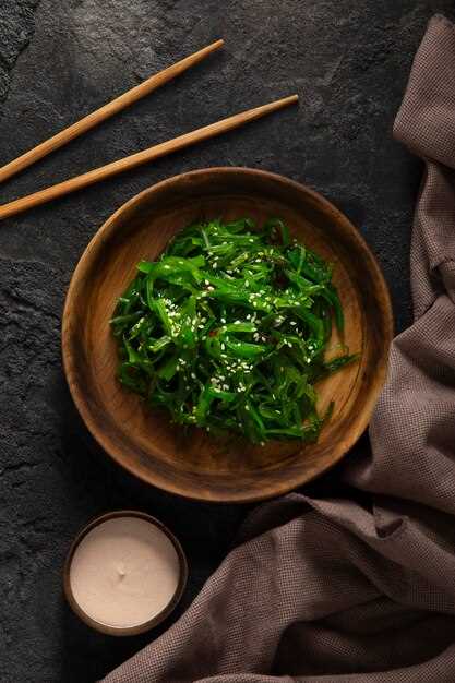 Подготовка дополнительных ингредиентов: овощи, зелень и специи