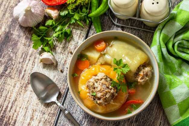 Добавление овощей и приправ – когда и сколько