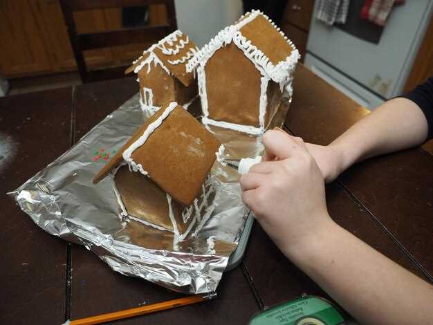 Сборка, украшение и финальная отделка пряничного домика