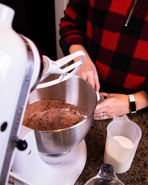 Идеи для подачи и украшения: взбитые сливки, маршмеллоу или специи