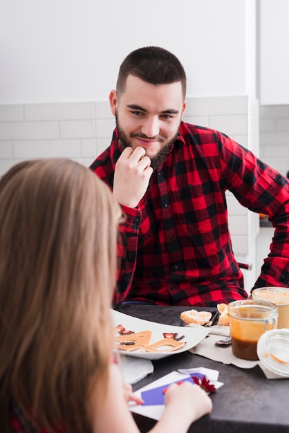 Как избавиться от стресса и неприятных воспоминаний, мешающих близости