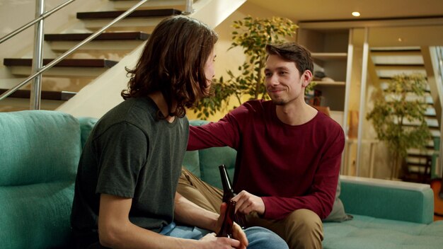 Разговоры о чувстве неудовлетворенности и ожиданиях