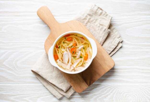 Использование заранее сваренного бульона и полуфабрикатов