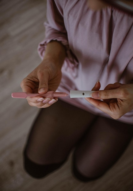 Что учитывать при наличии циклических изменений и приемов гормональных препаратов