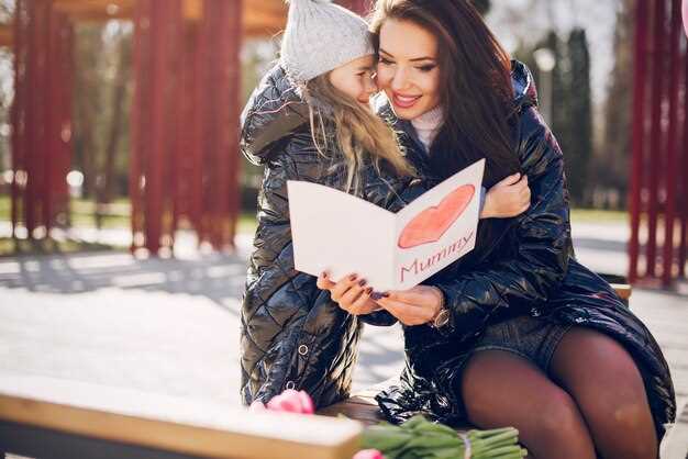 Как оформить стих в виде открытки или подарка