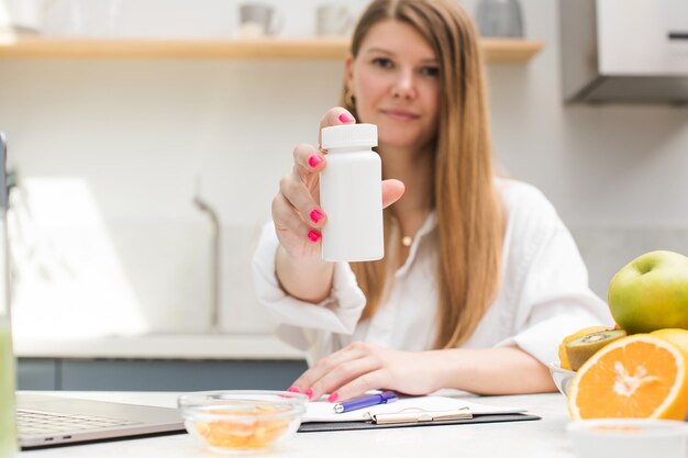 О чем говорит повышенный или пониженный уровень креатинина