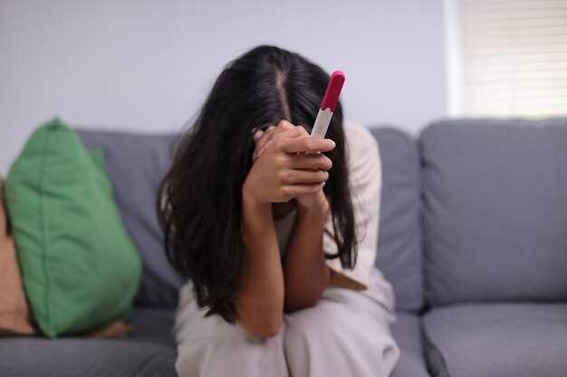 Отслойка плодного яйца: симптомы и особенности