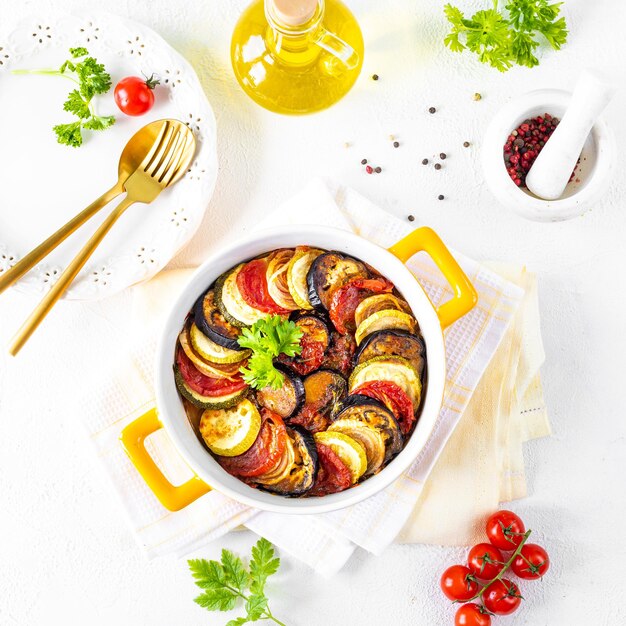 Курица по-провансальски: варианты маринадов и гарниров