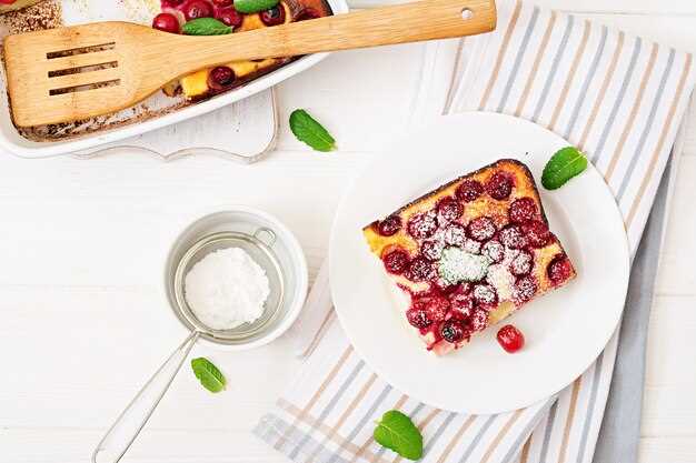 Яичница с зеленью и сыром: делаем завтрак насыщенным