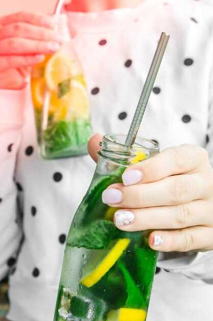 Лимонад с огурцом и свежеим базиликом