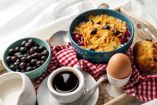 Смузи из банана и шпината для бодрого начала дня