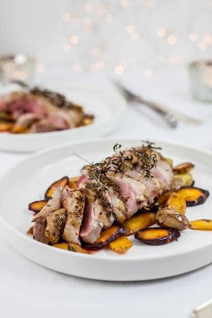 Миниатюрные закуски и канапе с бараниной для фуршета