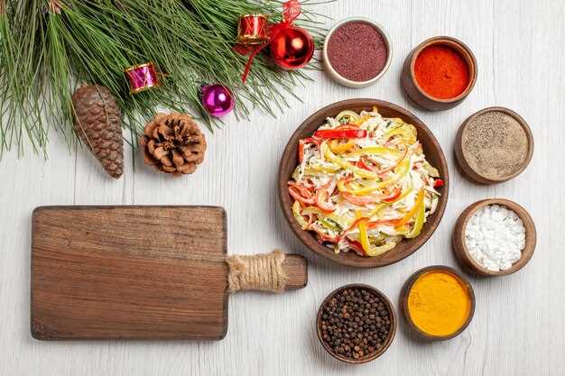 Классический рецепт салата из помидоров, перца, моркови и лука на зиму