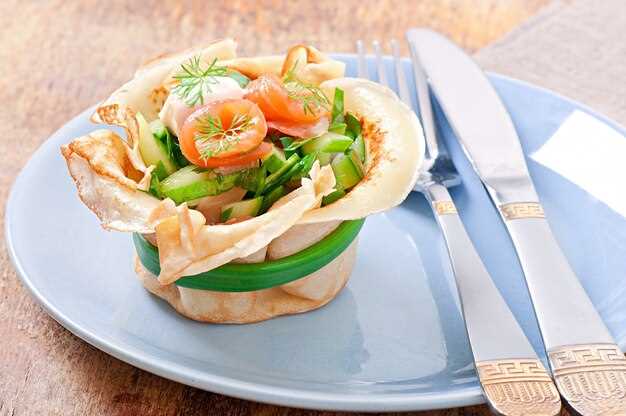 Рыбные салаты с лососем и творожным соусом