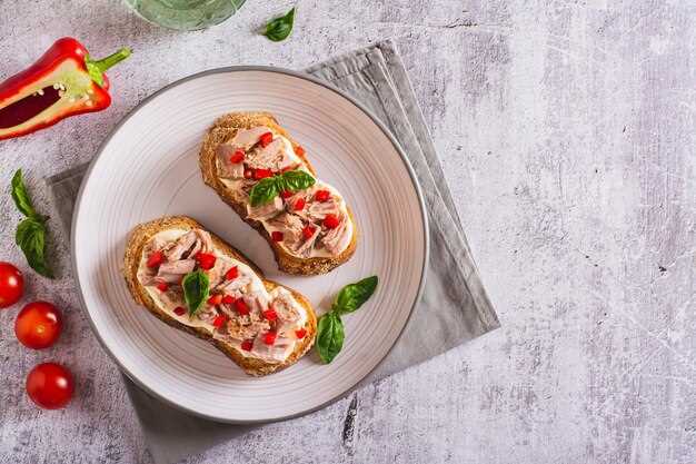 Технология приготовления брускетты с тунцом