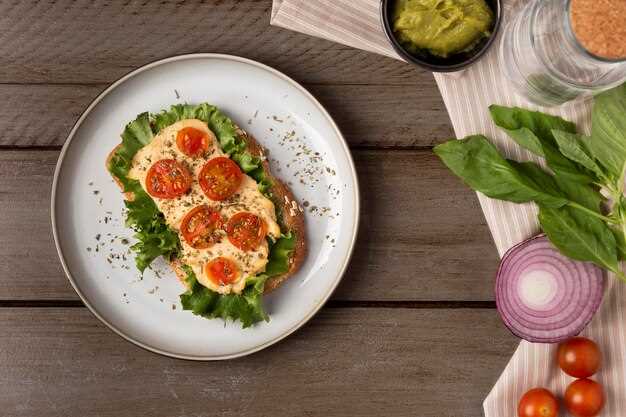 Как подготовить ингредиенты для брускетты с тунцом