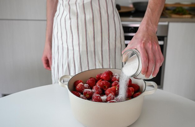 Технология варки и хранения компота