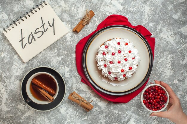 Идеи и техники украшения торта с использованием крема