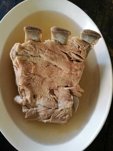 Украшение и сервировка готового холодца