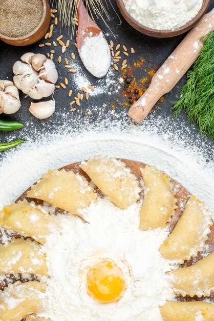 Подготовка и особенности теста с водкой для хрустящей корочки