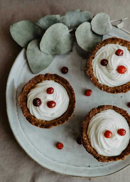 Техника взбивания белков и добавление сладкого компонента