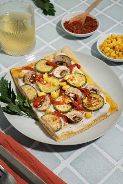 Как подготовить сковороду и необходимые инструменты