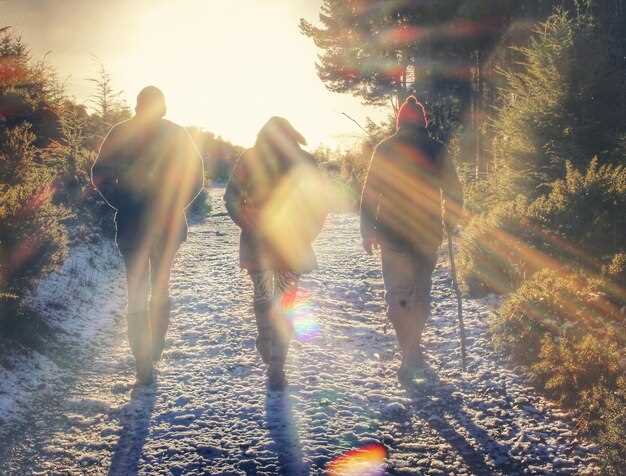 Почему муж предпочитает проводить выходные с друзьями: реальные причины и мотивы