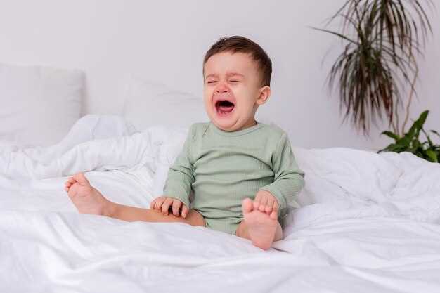 Причины плача и особенности поведения ребенка в первый месяц жизни