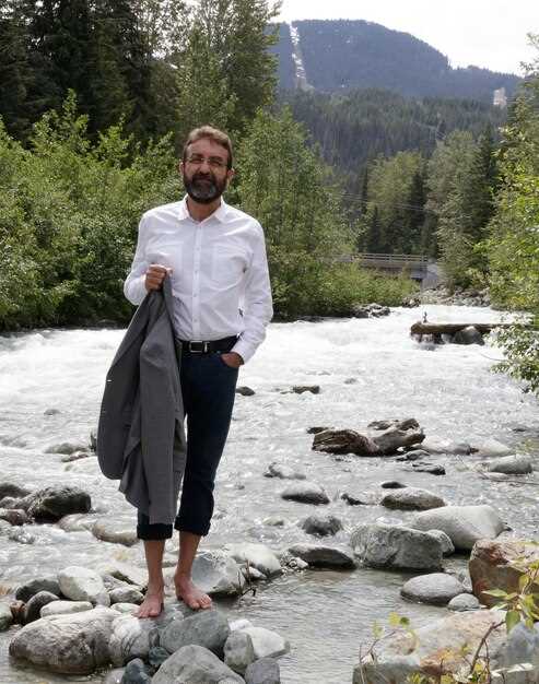 Этимология имени и его связь с другими формациями