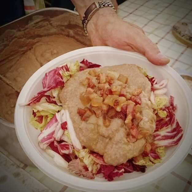 Пошаговая сборка и подача салата Парус