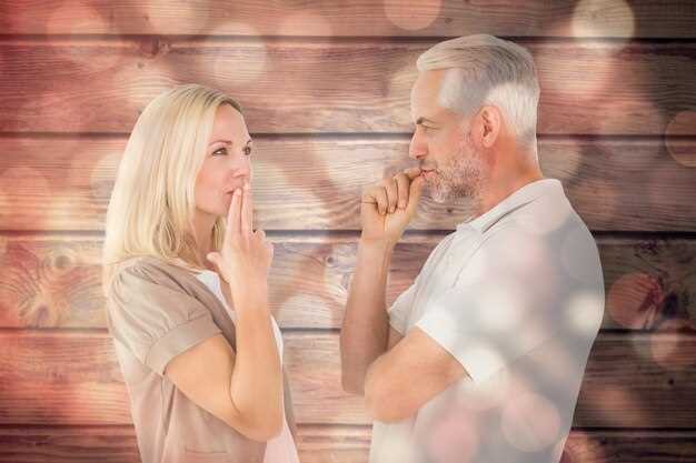 Обладает меньшей дистанцией и устанавливает больше зрительного контакта