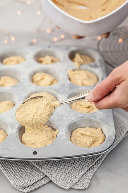 Приготовление теста: смешивание и взбивание