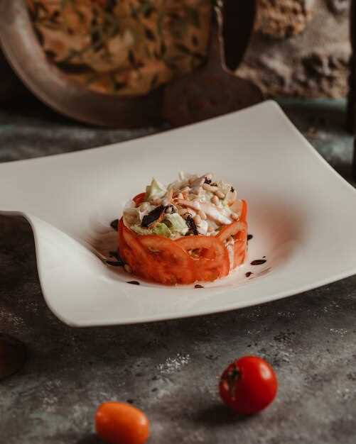 Дополнительные компоненты: свежие и маринованные овощи