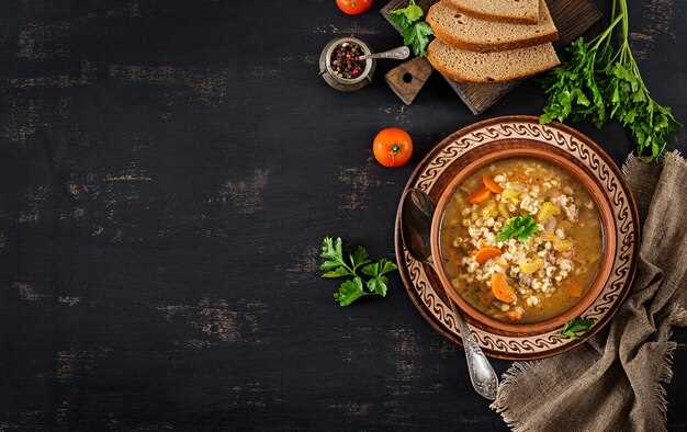 Приготовление бульона и обжаривание мяса