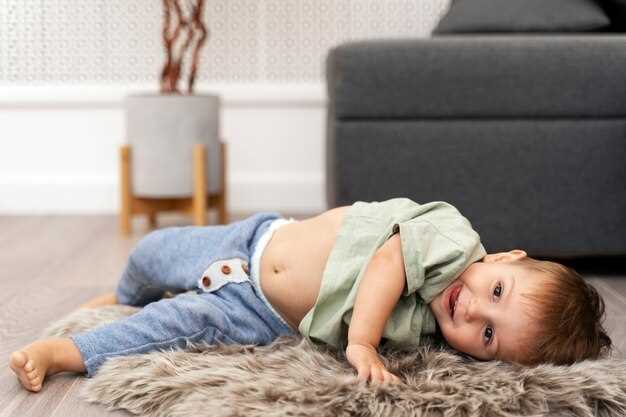 Что делать, если ребенок долго не переворачивается