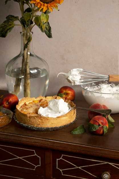 Дополнительные ингредиенты для насыщенного вкуса: яйца, ваниль, цукаты