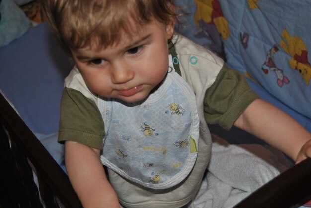 Недостаток клетчатки и жидкости в рационе