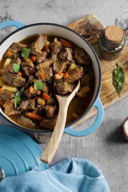 Как приготовить заливной говяжий язык с пошаговым рецептом и полезными советами