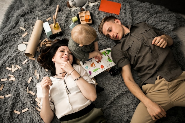 Лучшие развлечения для всей семьи включающие игры для взрослых и детей