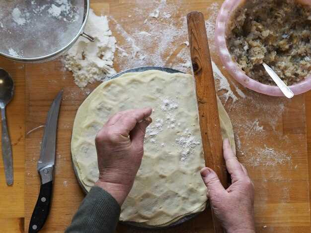 Простой и быстрый рецепт теста на воде для вкусных чебуреков