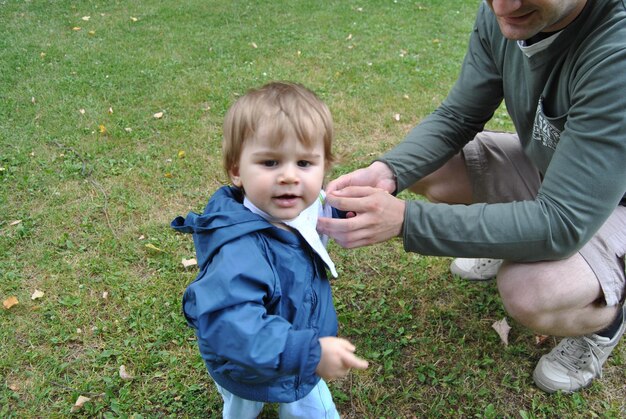 Возраст начала самостоятельной ходьбы у ребенка нормы советы особенности развития